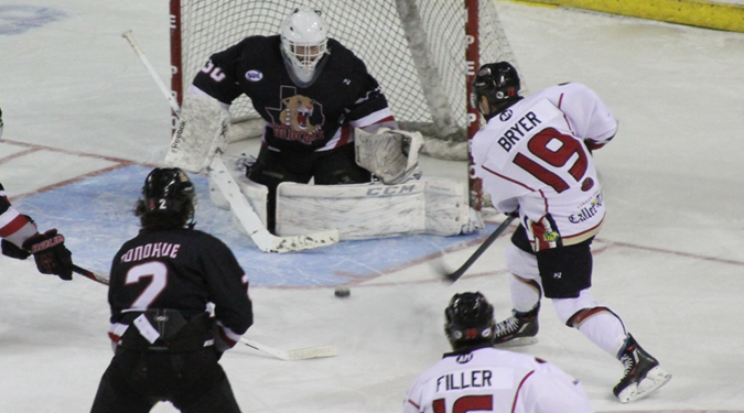 ICERAYS OVERPOWER WILDCATS IN 7-2 WIN